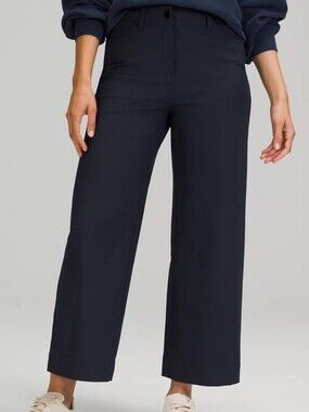 Lululemon Women's Size 31 City Sleek 5 Pocket Pans Black Wide Leg High Rise